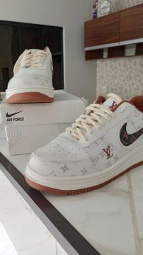 Nike Air Force One Louis Vuitton 