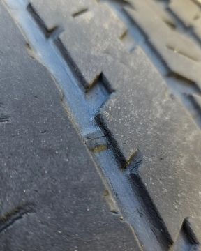 PNEU 225/55/R18