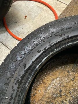 Pneu 225/55/18