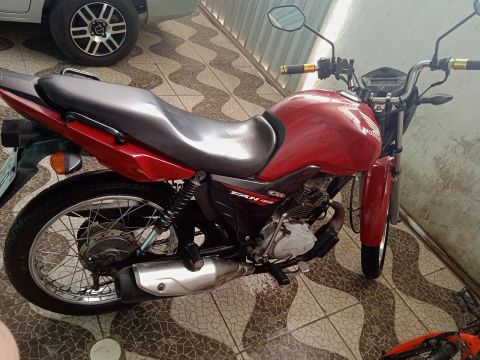 Cg Fan 125 ano 2015...   9500