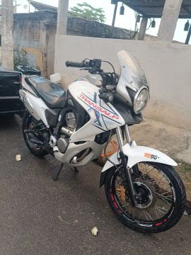 Honda Transalp 700 - Impecável