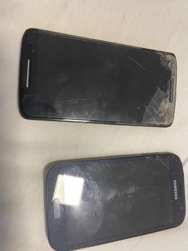 2 Celulares Android com Tela Quebrada