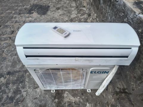 Ar condicionado Elgin Split 12 mil BTUs 
