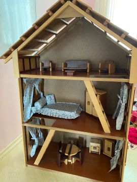 Casinha brinquedo Largo da Ordem 