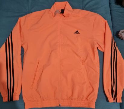 Corta vento adidas 