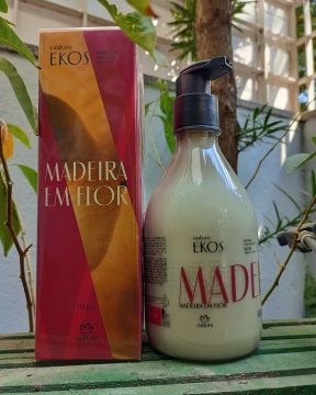 Kit Natura Ekos Madeira em Flor