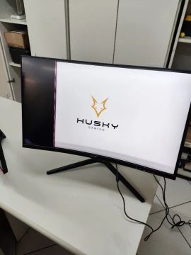 Monitor Husky para retirada de peças