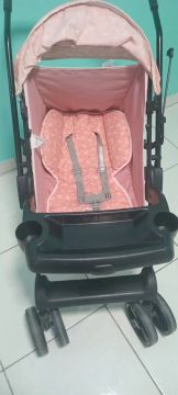 Carrinho de Bebê Rosa - Novo