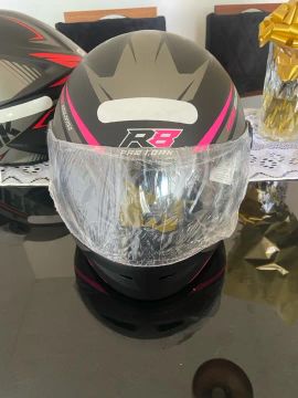 Capacete