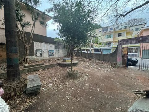 terreno de esquina no Sumaré