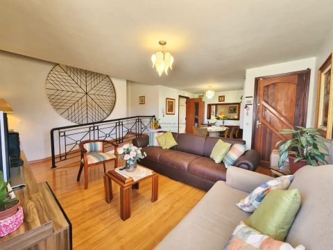 Casa aconchegante com lindo jardim!