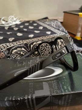 Armação Oakley Enduro / Shaun White.