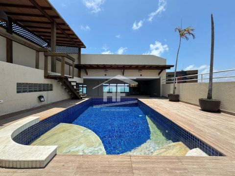 Belíssima cobertura duplex com 530 m² no Edifício Michelangelo.