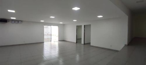 PONTO COMERCIAL,  16 SALAS, VÍEIRALVES 