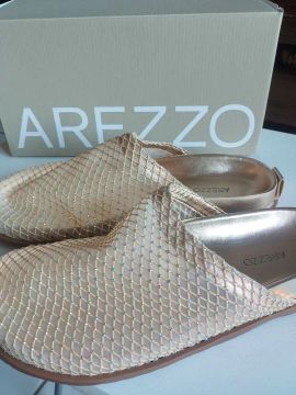 Sandália Dourada Arezzo