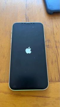 iPhone XR branco 64 gb