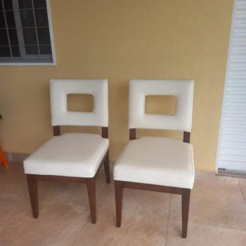 Cadeiras de Couro Sintético branco de madeira - Mesa de Jantar