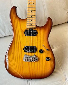 Exclusiva Guitarra Music Maker em Ash, Kit Seymour Duncan