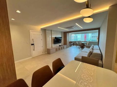 #VENDO | ALTO PADRÃO | VISTA MAR R$ 2.700.000,00 Luxo, conforto e exclusividade na Ponta d