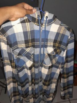 camisas seminovas usada