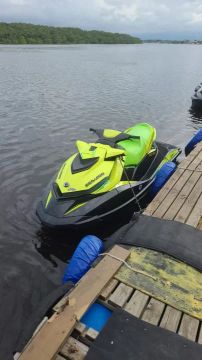 Jet ski