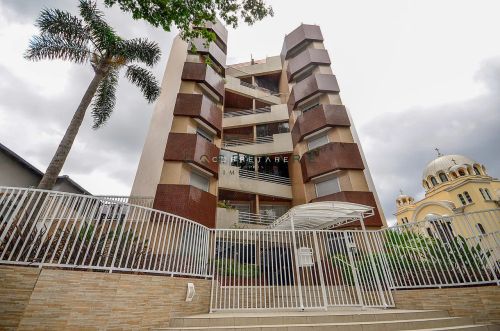Apartamento com 3 quartos, suíte e 2 vagas nas Merçês