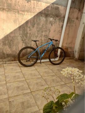 MTB Aro 29 - Shimano SLX