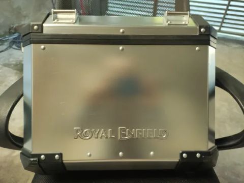 Baús em Alumínio Royal Enfield