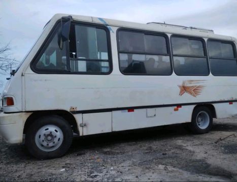 Micro onibus Mercedes LO 814