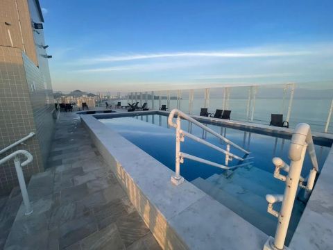 Apartamento Alto Padrão 3 Dormitórios com 3 Suítes - 163m² -Aviação - Praia Grande - SP AM