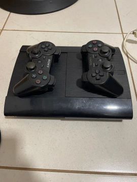 PS3 Super Slim com mais de 90 Jogos Incluídos (Apenas Minecraft em CD físico incluído)