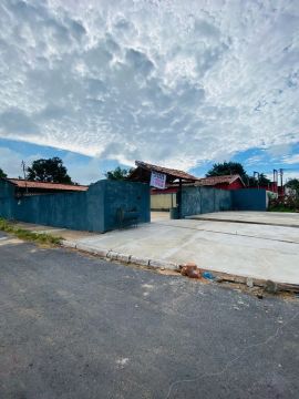 CASA OU PONTO COMERCIAL NO CRISTO REI, VG  4 QTOS 1 SUÍTE, ESPAÇO AMPLO E BEM LOCALIZADO