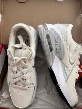 Tênis air max excee 