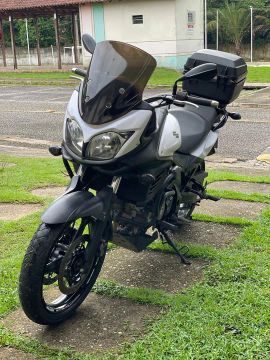 Suzuki V-Strom 650 - Branca - 2015