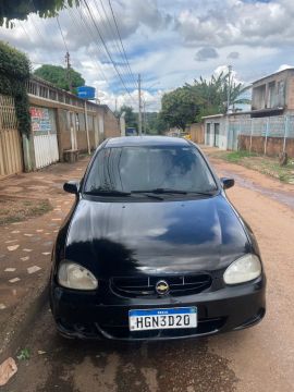 Corsa Classic impecável - Revisão em dia, pneus e suspensão novos, pouco rodado!