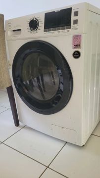 Máquina de Lavar e Secar Midea 10kg Invertter