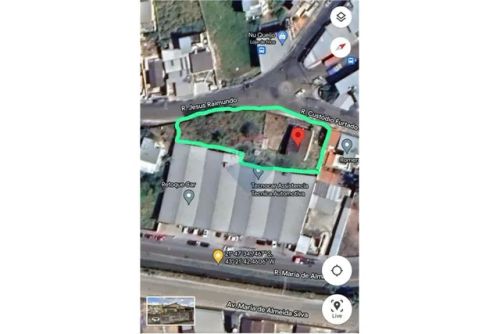 Propriedade Comercial Excepcional em Teixeiras