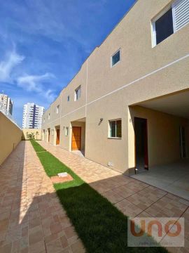 Sobrado com 2 quartos para locação ou venda no Centro de Campo Grande
