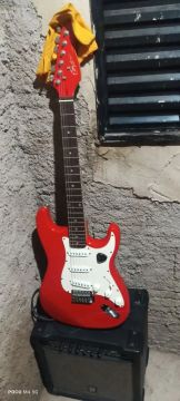 Guitarra Elétrica Condor