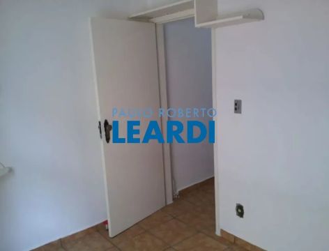 CASA ASSOBRADADA - VILA MASCOTE - SP