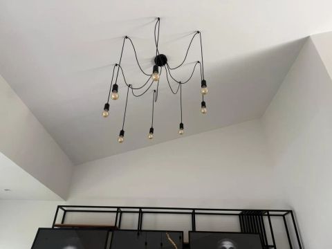 Lustre Moderno de Teto com 8 Lâmpadas