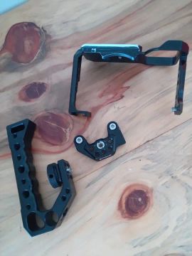 Cage/gaiola FX3/FX30 Puluz + Top Handle