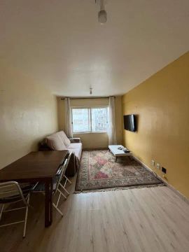 Apartamento mobiliado com 2 dormitórios no bairro Bom Fim