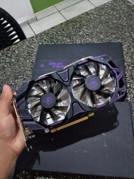 Placa de Vídeo Mancer Radeon RX 580 Streaky 8 GB - 1 mês de uso, nota fiscal e garantia