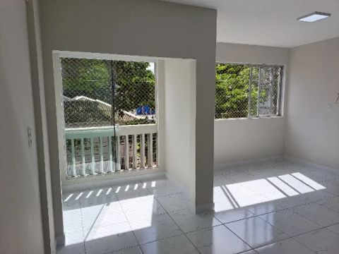Ótimo apartamento 97m2, 3 quartos (1 suite), amplo e reformado, com excelente localização!