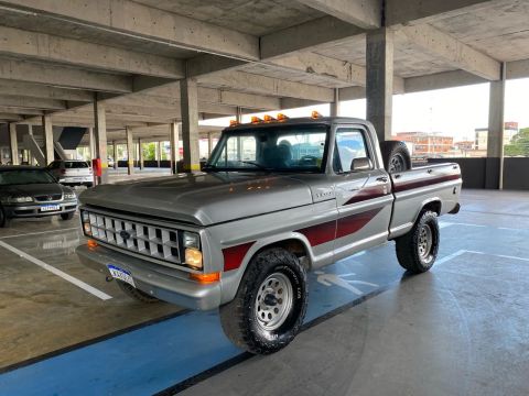 F1000 impecável ano 1987