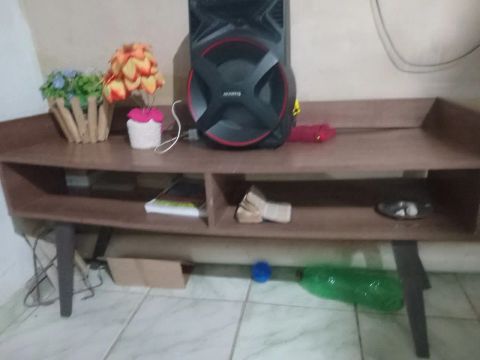 Rack de madeira para TV