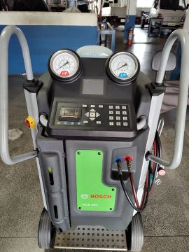 Recicladora de ar condicionado Bosch ACS 651