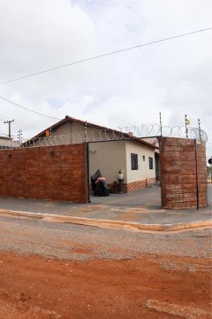 Uma linda casa em Chapada dos Guimarães-MT,localizado no bairro Vale da Chapada