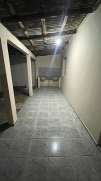 Aluga-se Apartamento